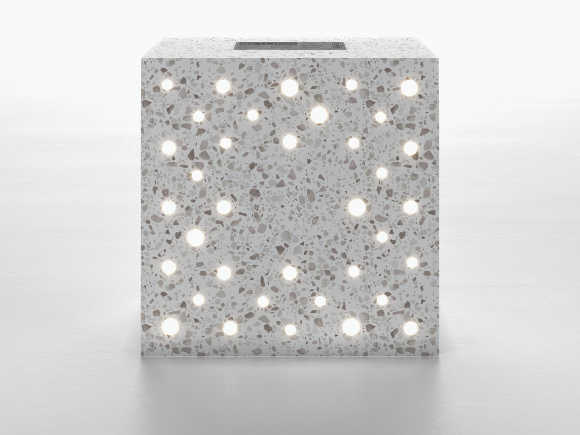 Quiescent - 200x200x100mm Arka Görünüş